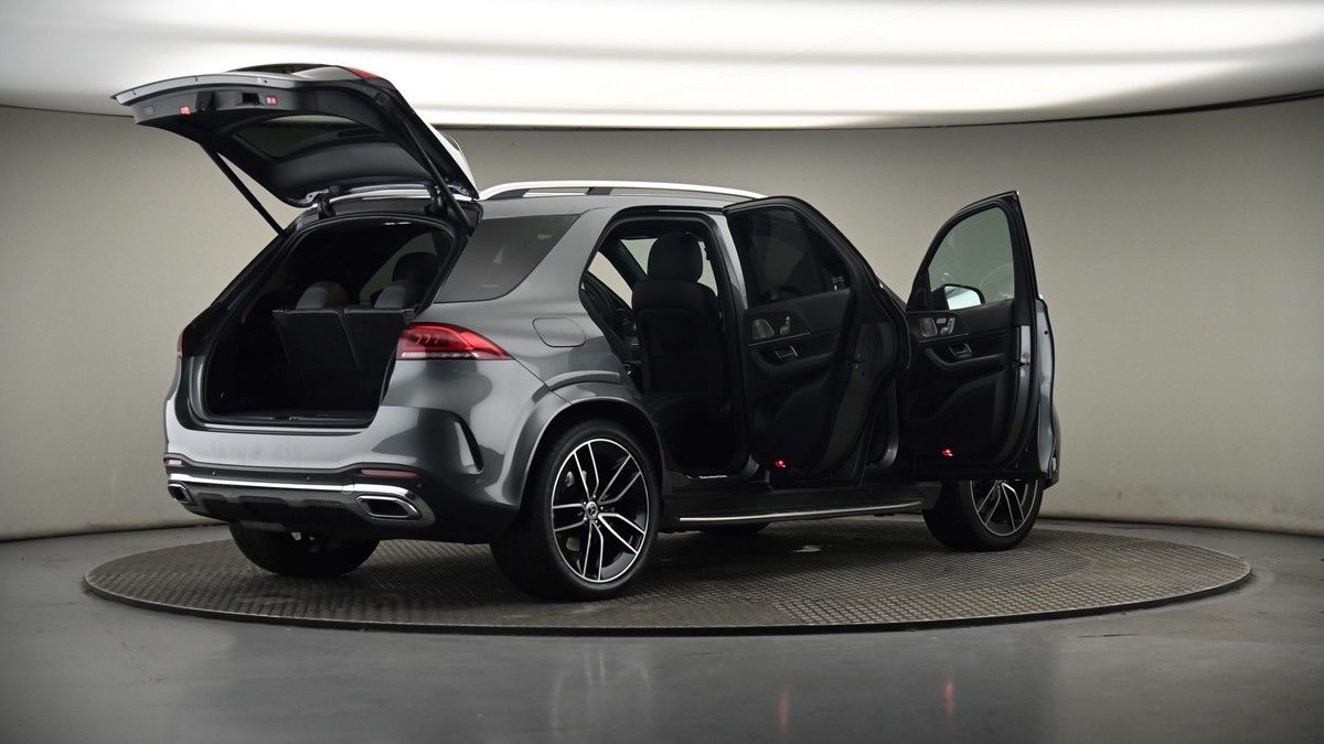 More views of Mercedes-Benz GLE