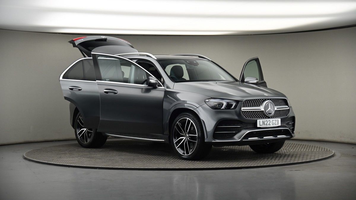 More views of Mercedes-Benz GLE