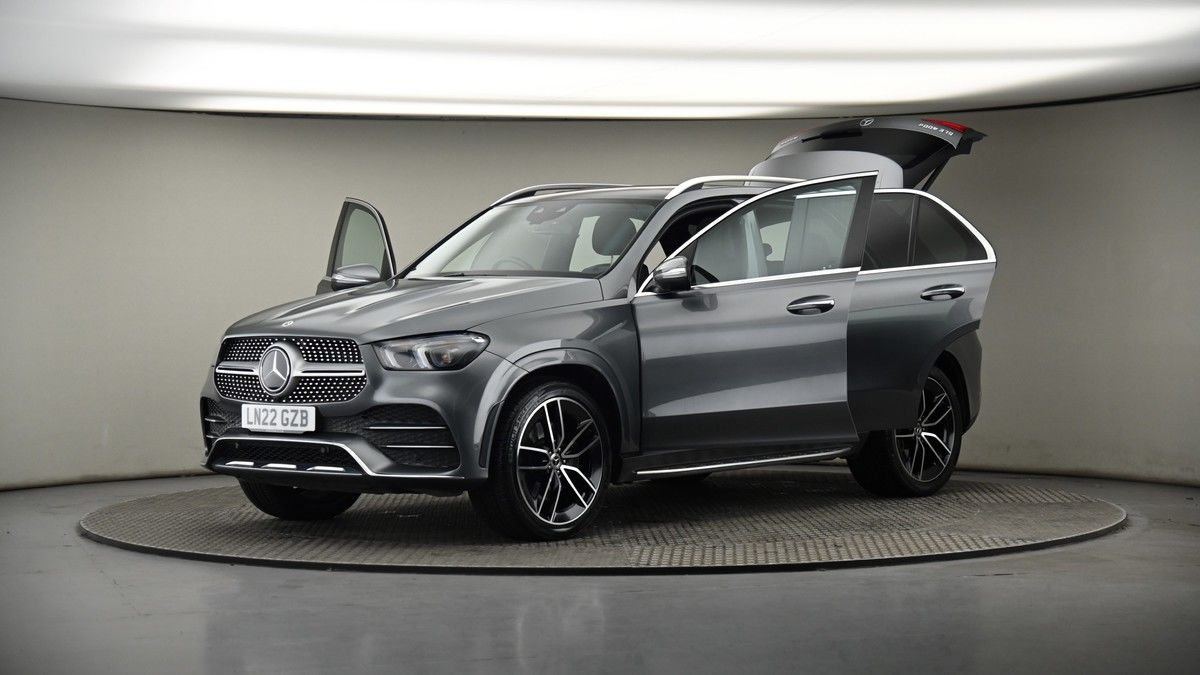 More views of Mercedes-Benz GLE