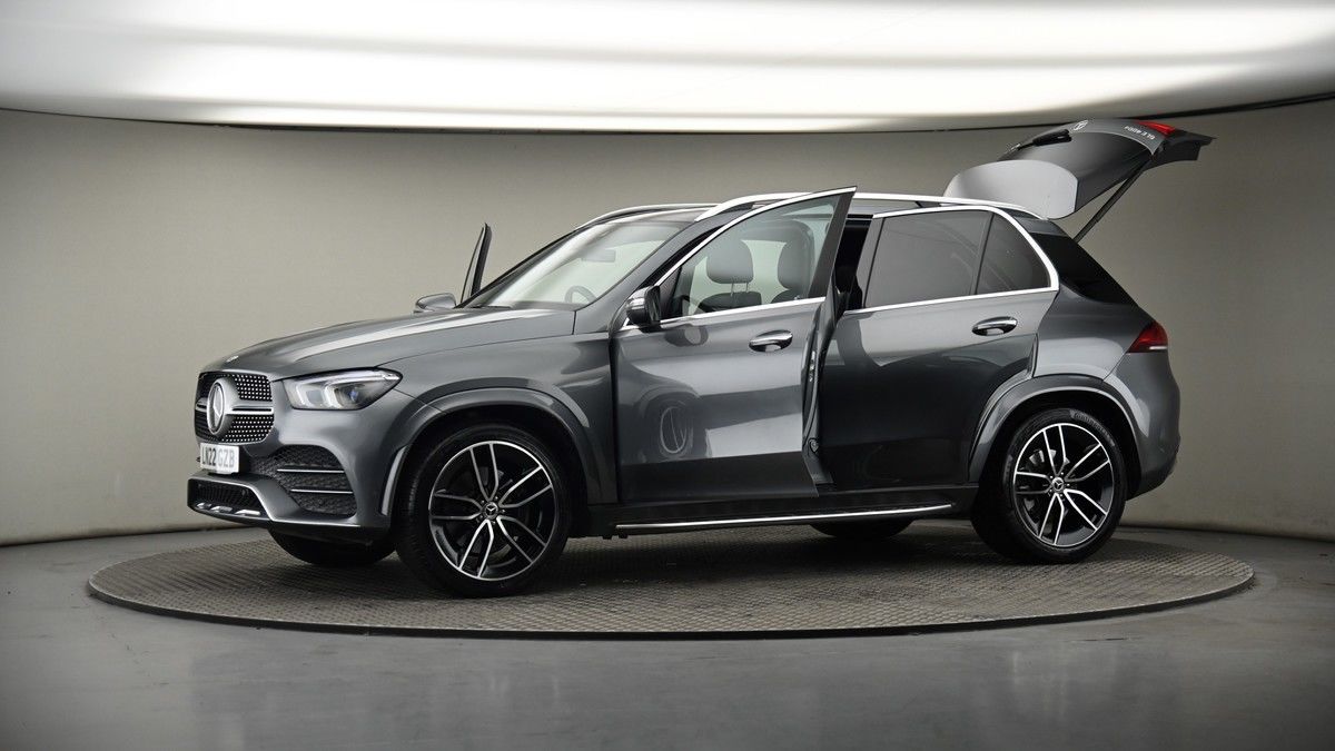 More views of Mercedes-Benz GLE