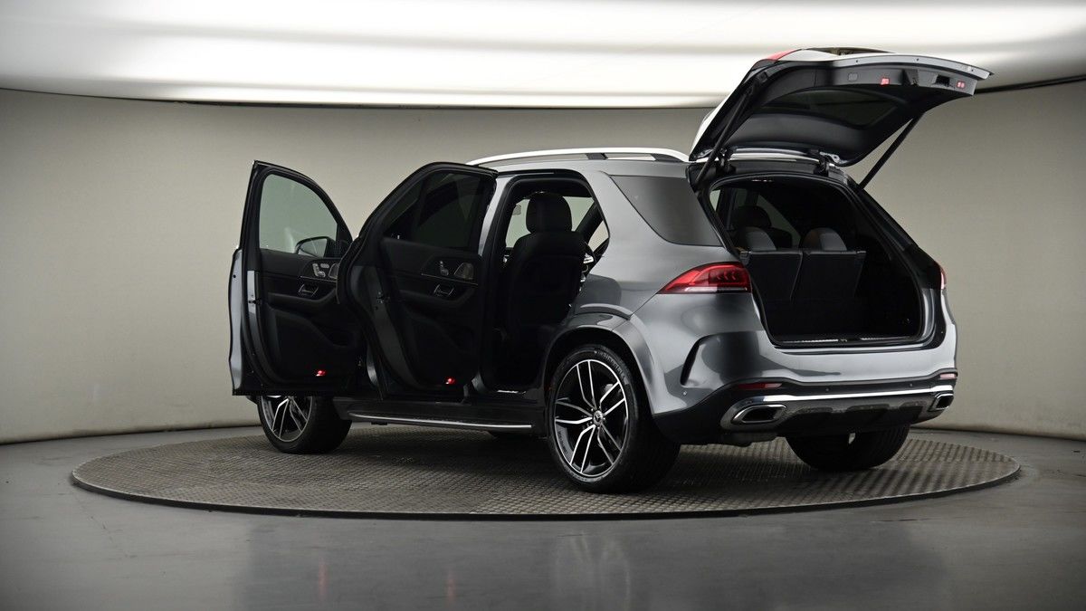 More views of Mercedes-Benz GLE