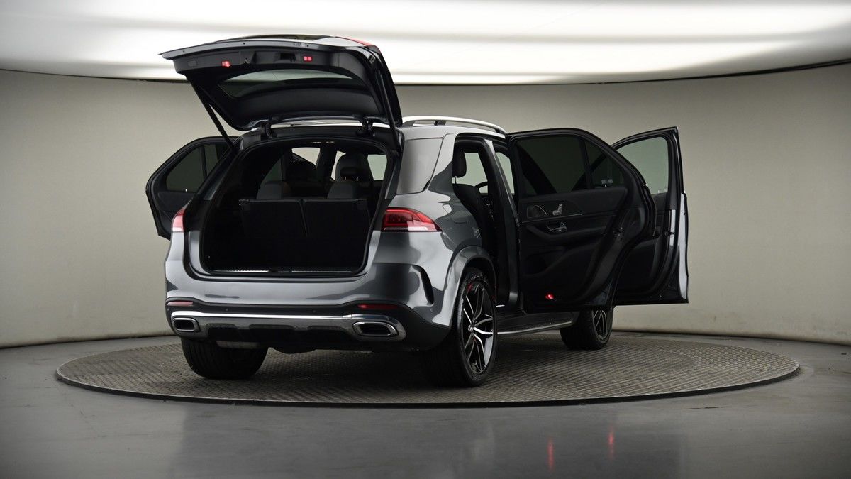 More views of Mercedes-Benz GLE