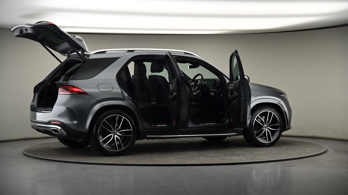 More views of Mercedes-Benz GLE