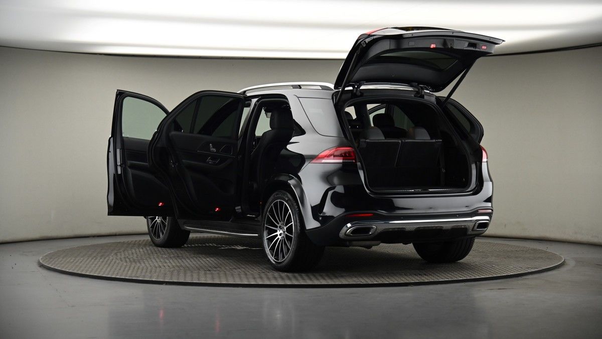 Mercedes-Benz GLE Image 8