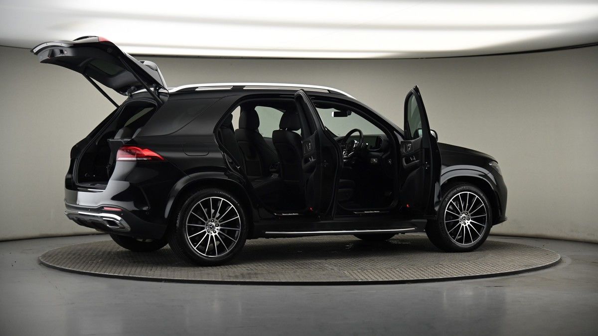 More views of Mercedes-Benz GLE
