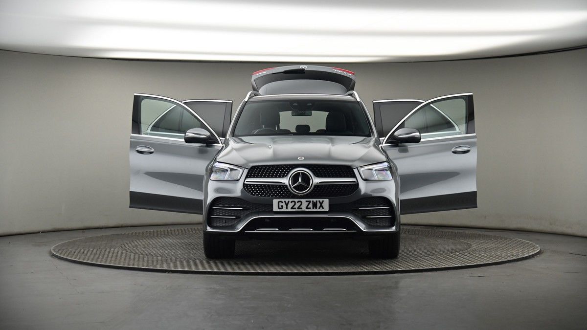 More views of Mercedes-Benz GLE