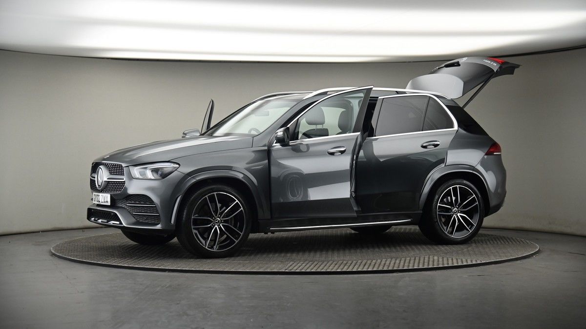 More views of Mercedes-Benz GLE