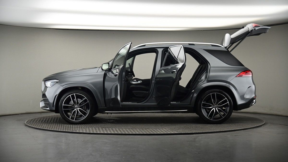 More views of Mercedes-Benz GLE