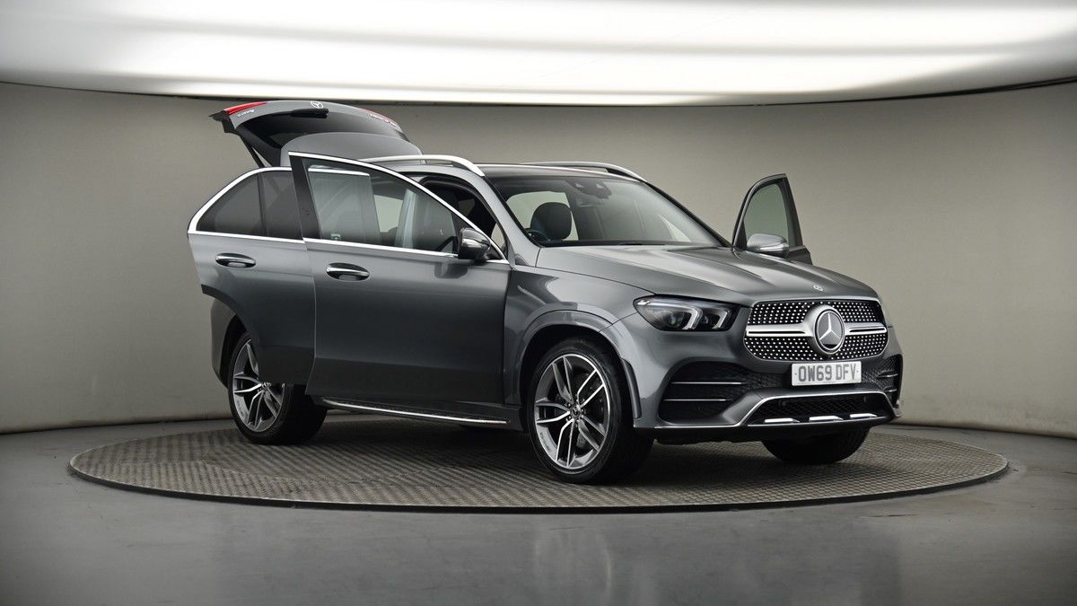 More views of Mercedes-Benz GLE