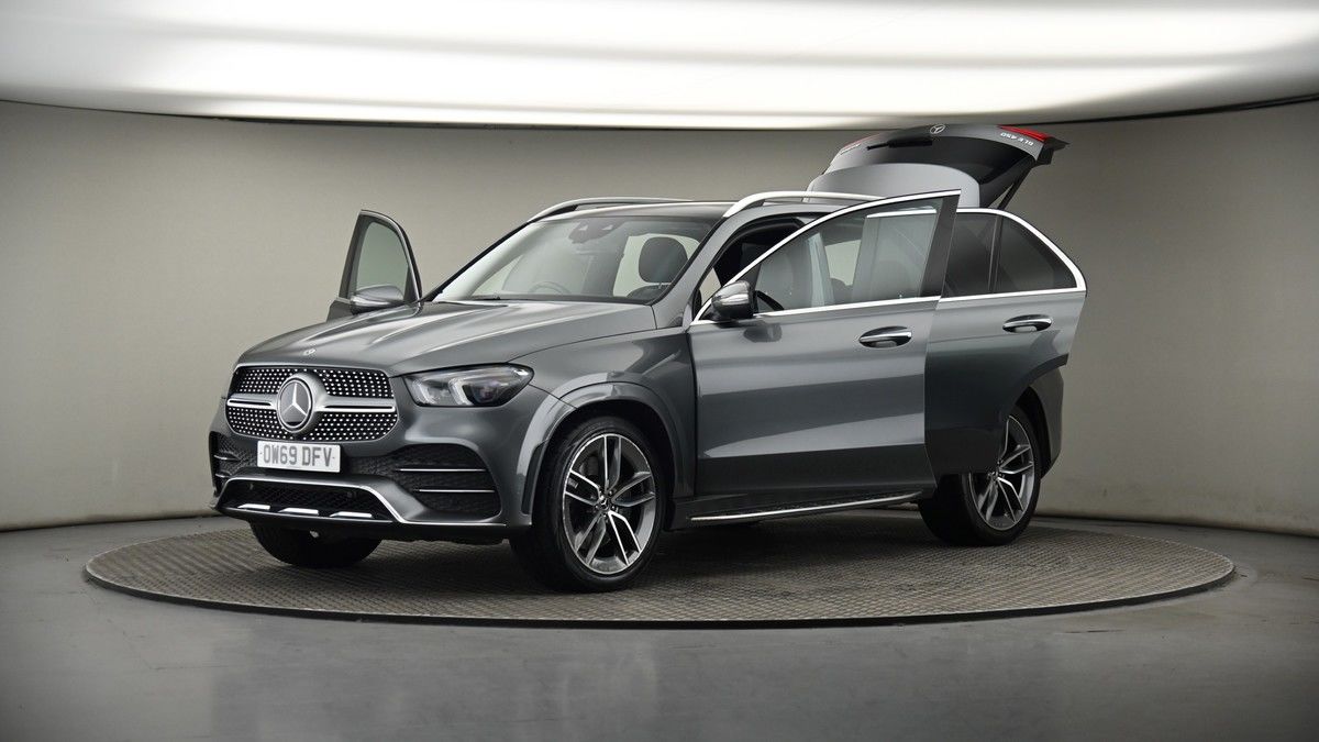 More views of Mercedes-Benz GLE