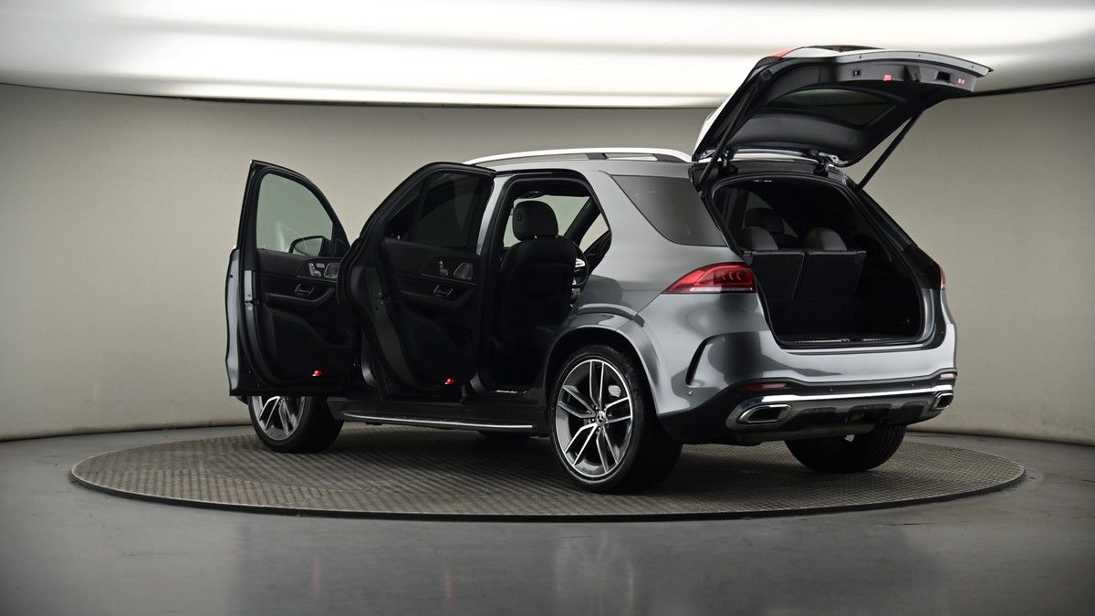 More views of Mercedes-Benz GLE