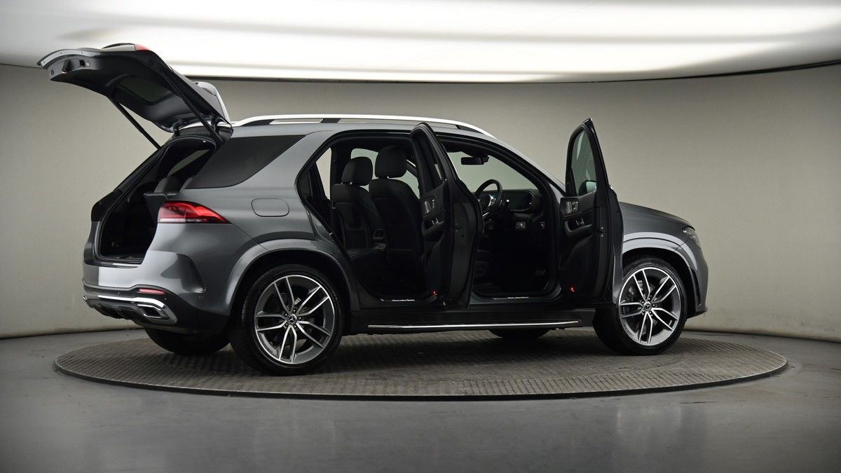 More views of Mercedes-Benz GLE