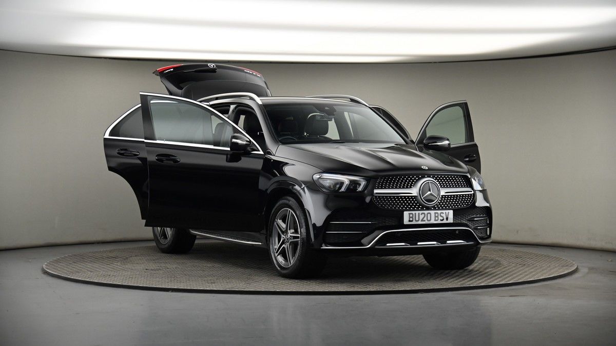 More views of Mercedes-Benz GLE