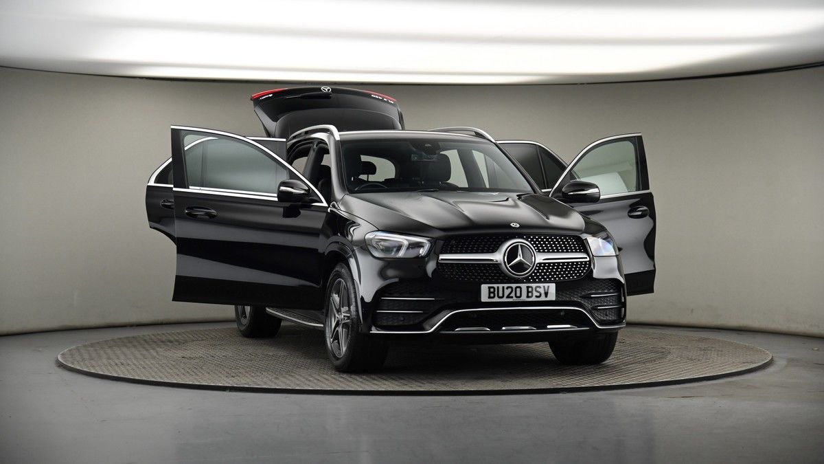 More views of Mercedes-Benz GLE