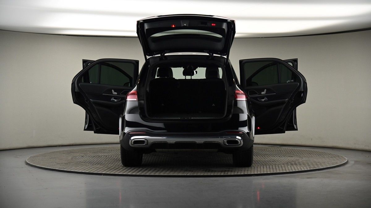 More views of Mercedes-Benz GLE