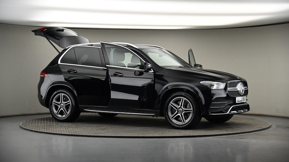 More views of Mercedes-Benz GLE