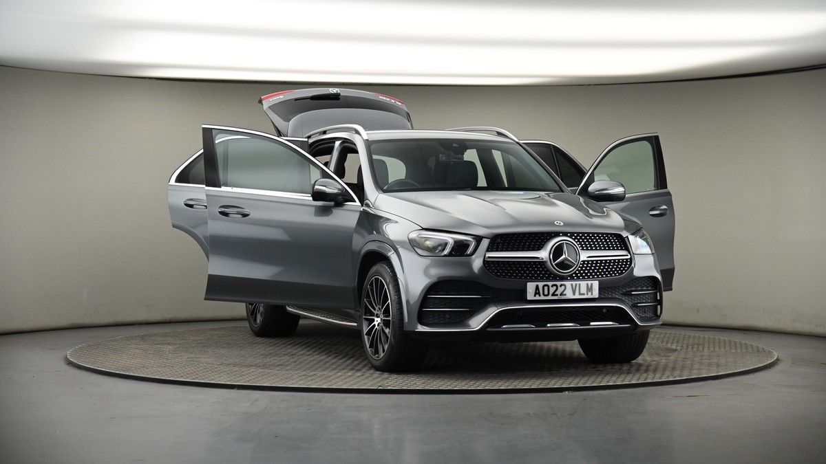 More views of Mercedes-Benz GLE