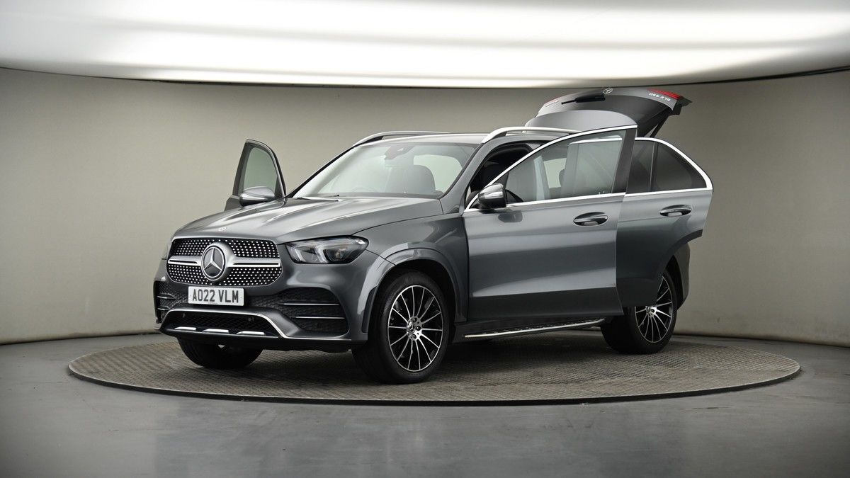 More views of Mercedes-Benz GLE