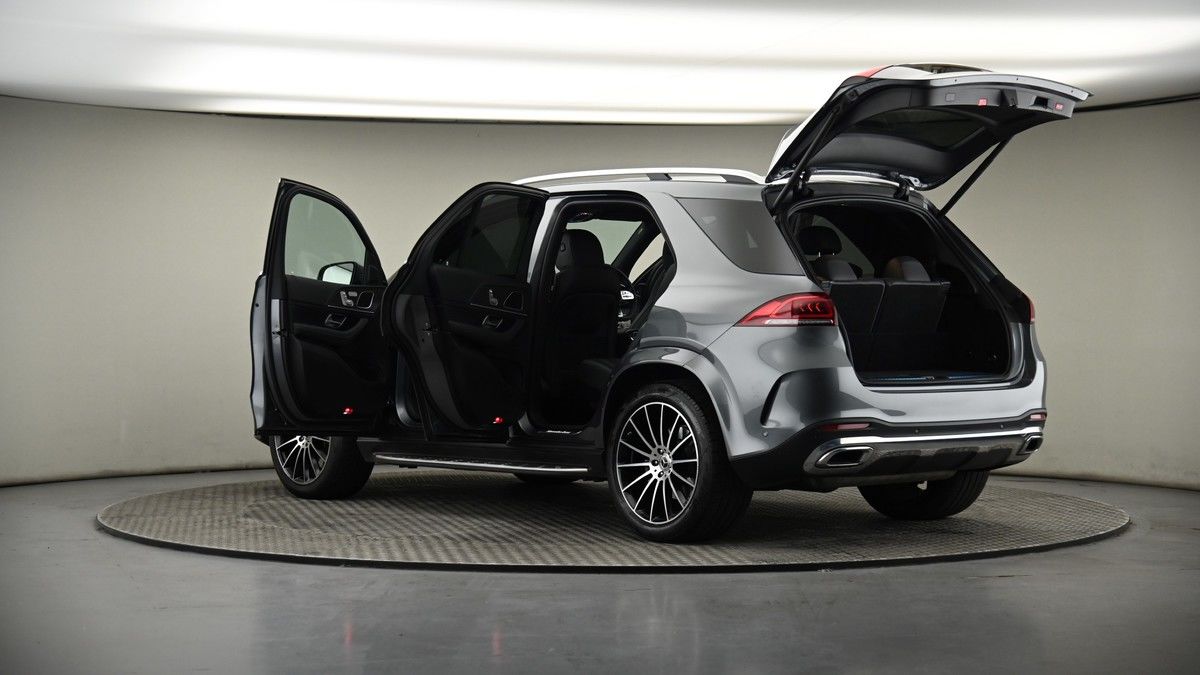 More views of Mercedes-Benz GLE
