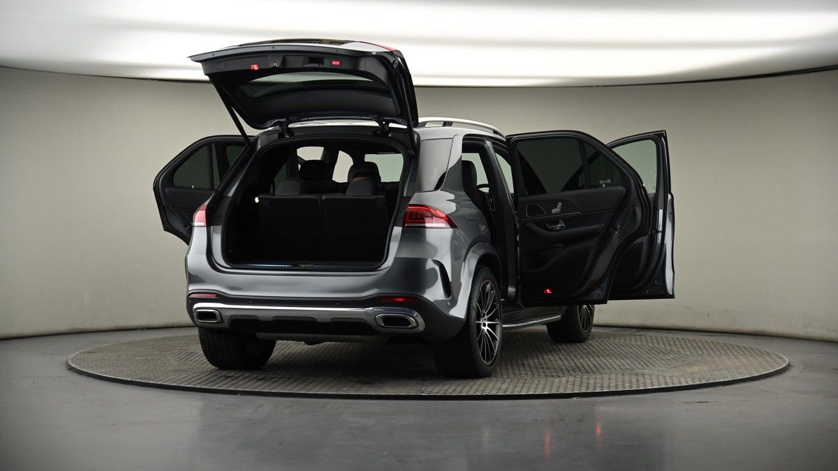More views of Mercedes-Benz GLE