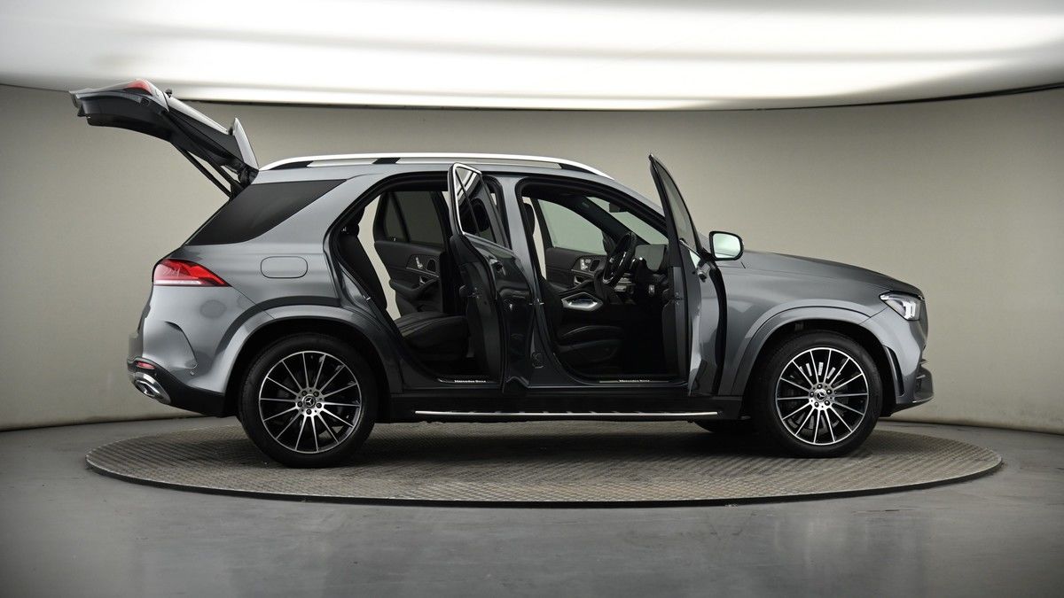 More views of Mercedes-Benz GLE
