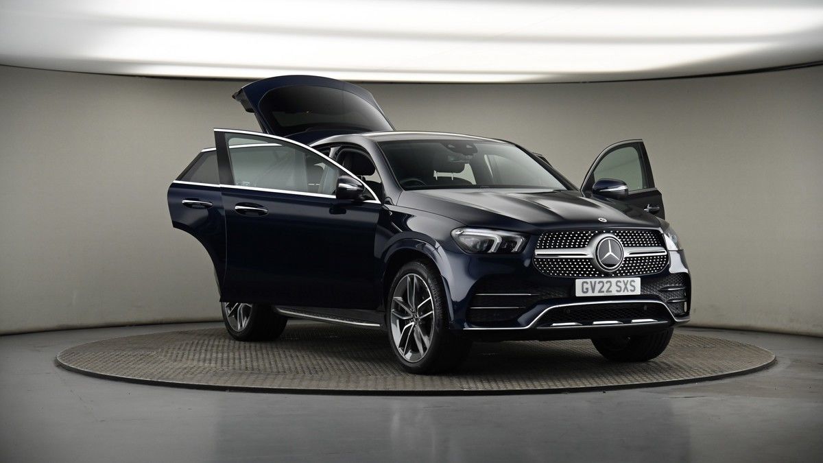 More views of Mercedes-Benz GLE