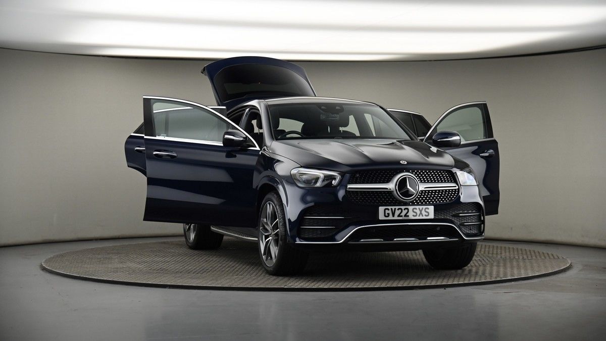 More views of Mercedes-Benz GLE