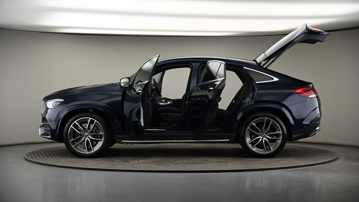 More views of Mercedes-Benz GLE