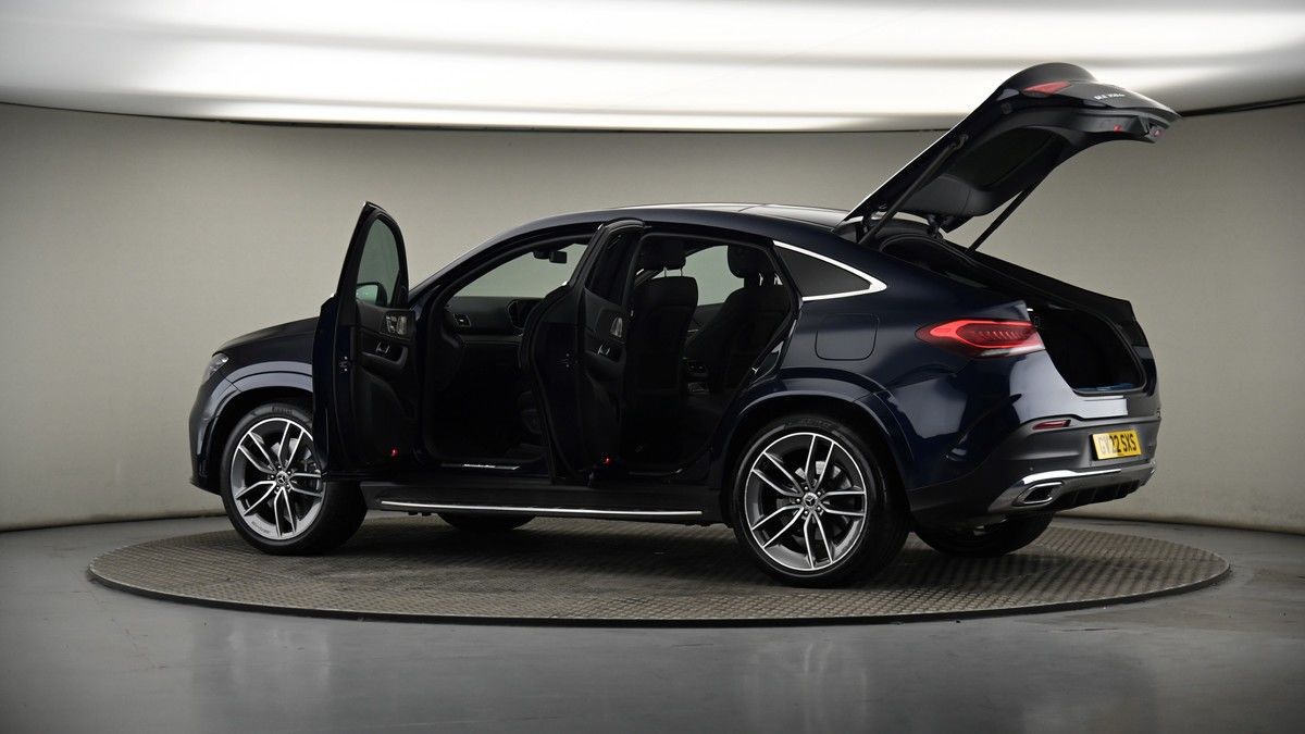 More views of Mercedes-Benz GLE