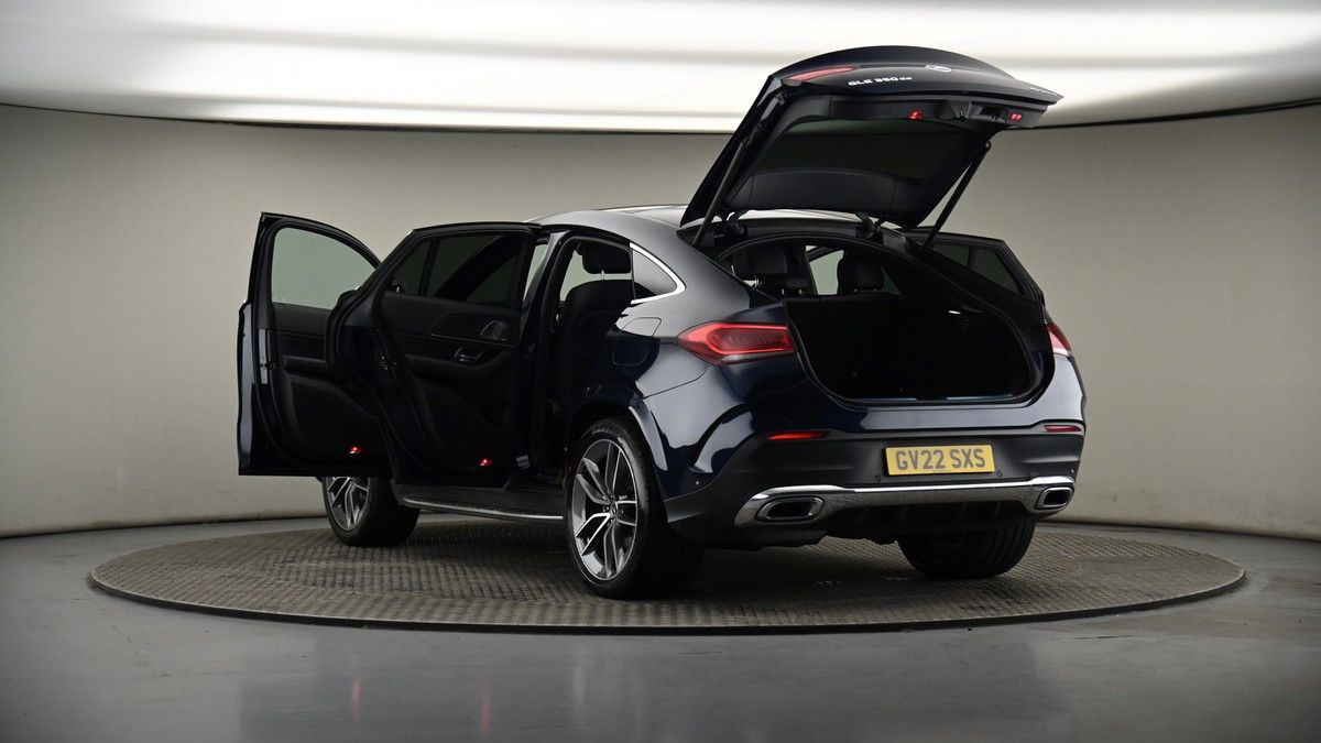 Mercedes-Benz GLE Image 8