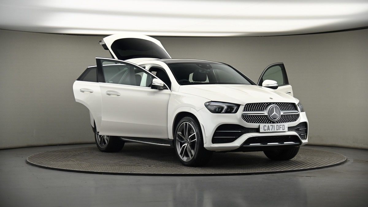 More views of Mercedes-Benz GLE
