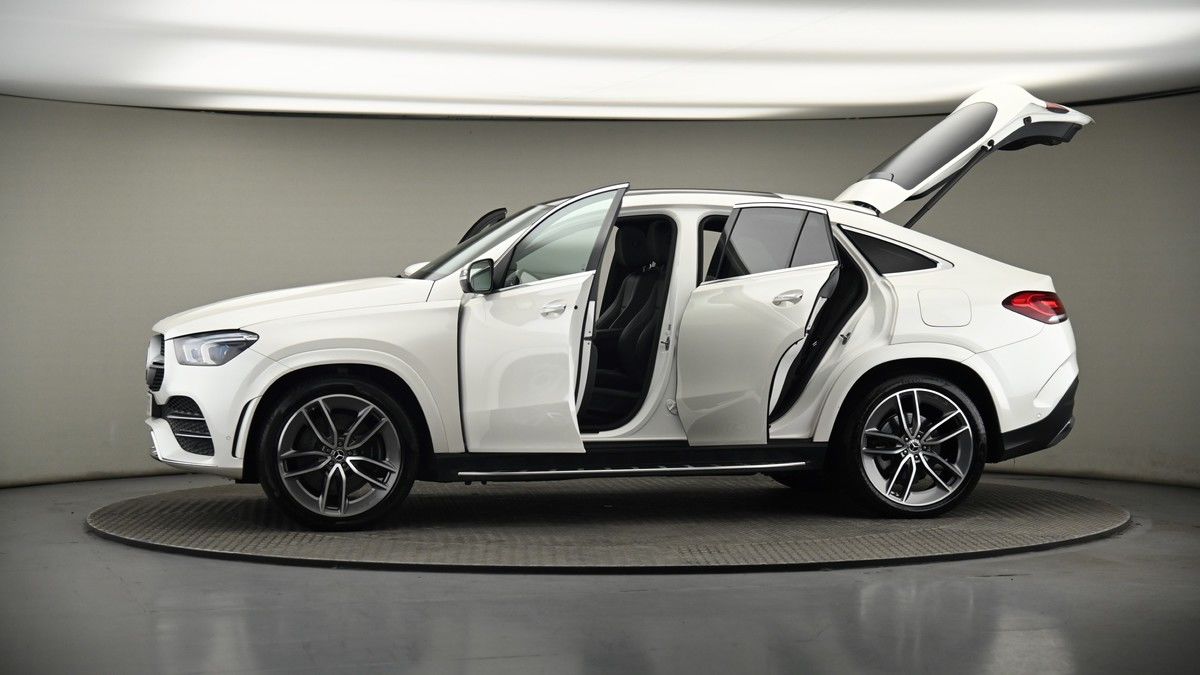 More views of Mercedes-Benz GLE