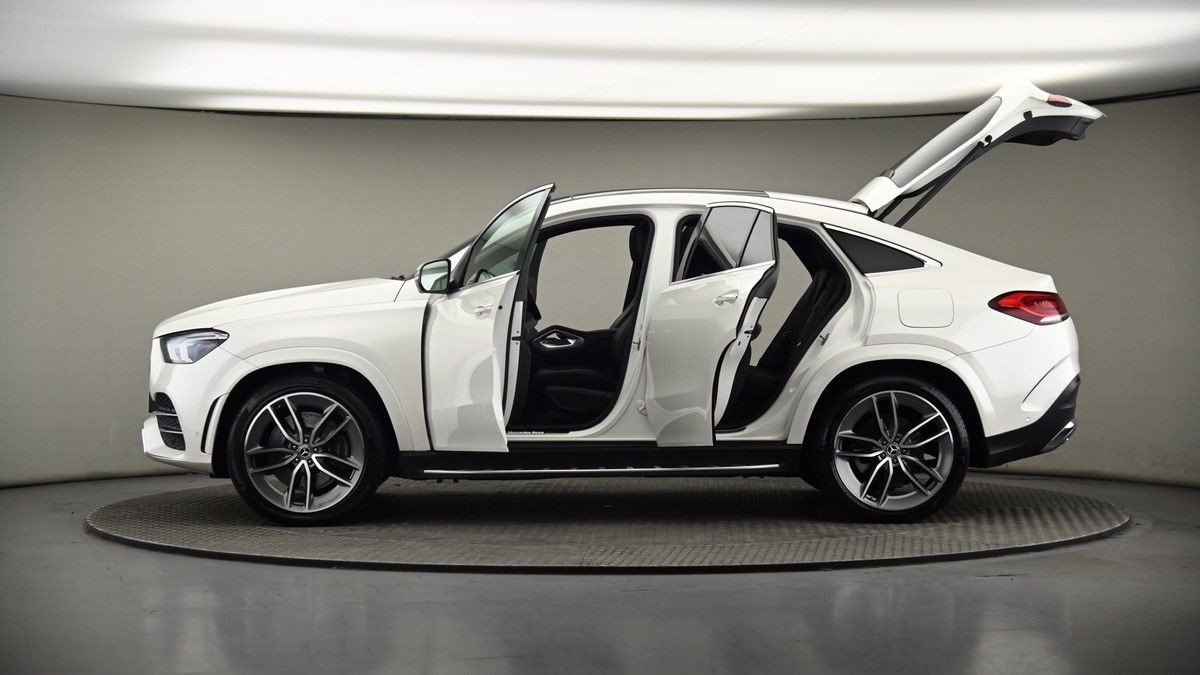 More views of Mercedes-Benz GLE
