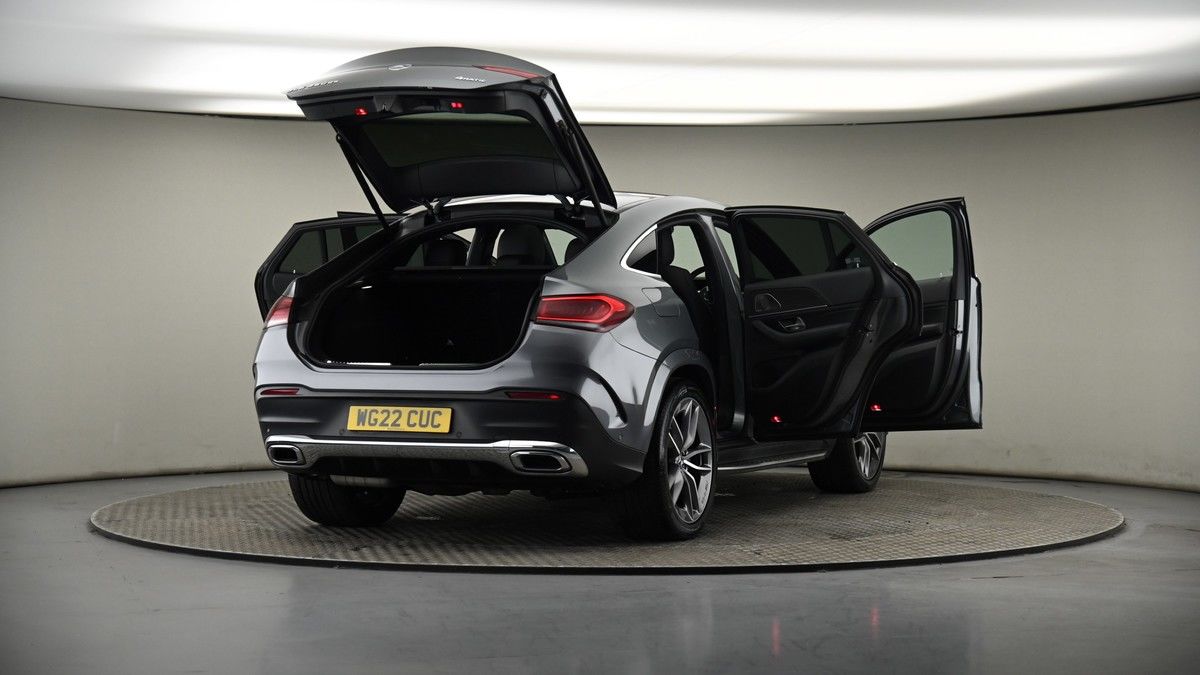 More views of Mercedes-Benz GLE