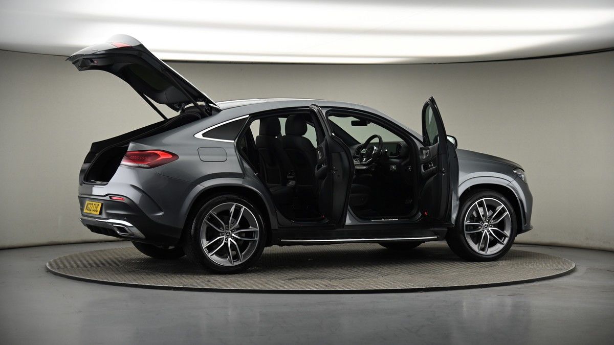 More views of Mercedes-Benz GLE