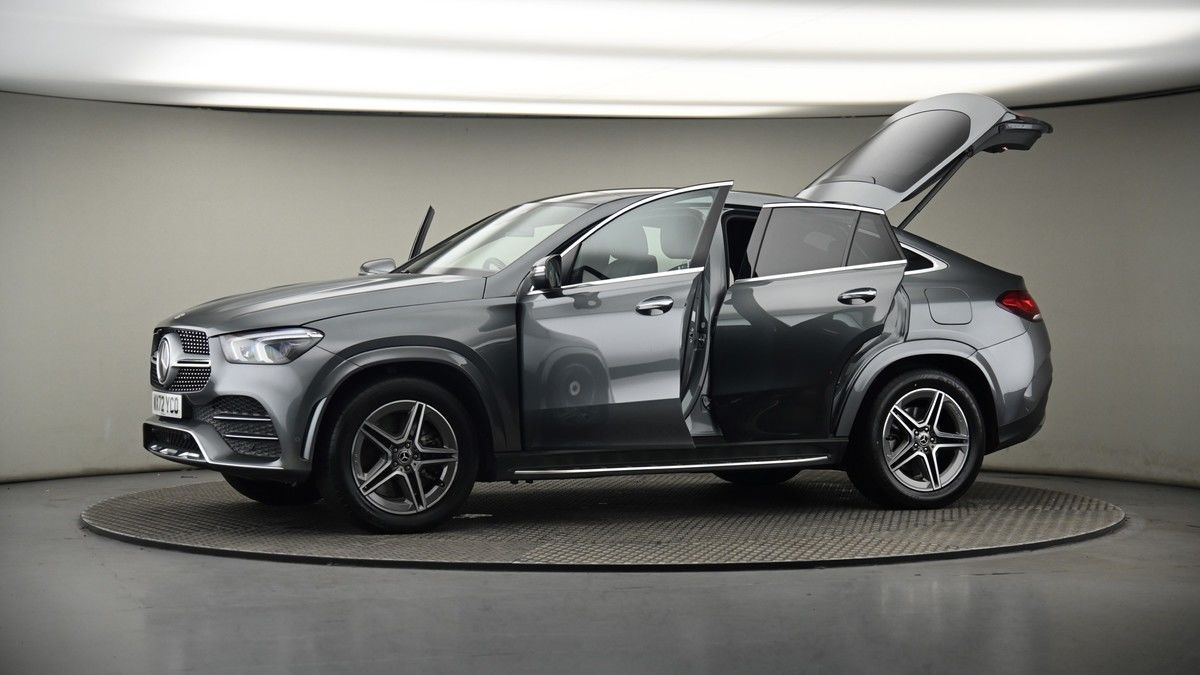 More views of Mercedes-Benz GLE