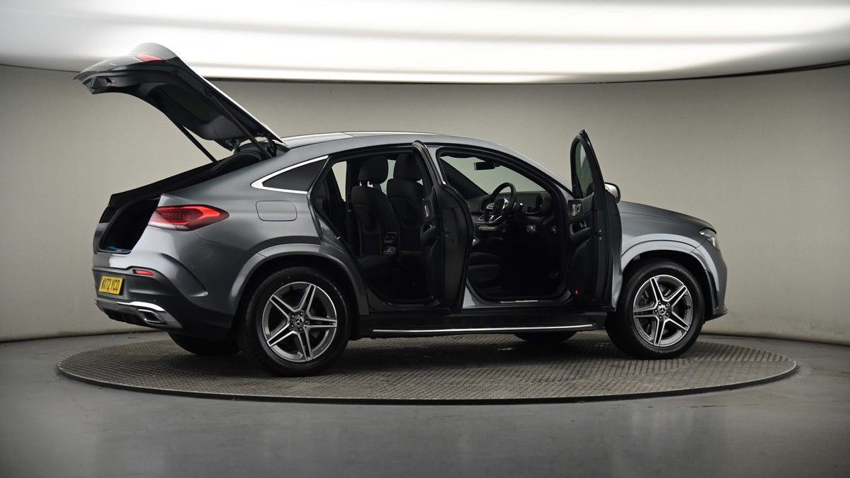 More views of Mercedes-Benz GLE