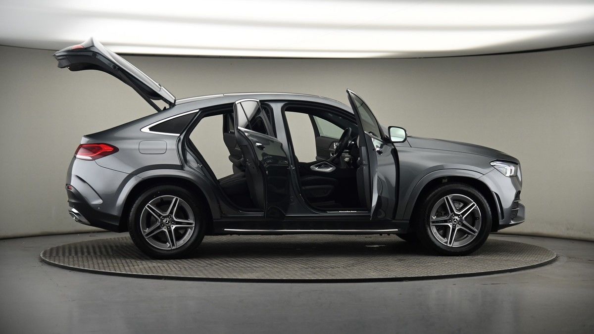 More views of Mercedes-Benz GLE