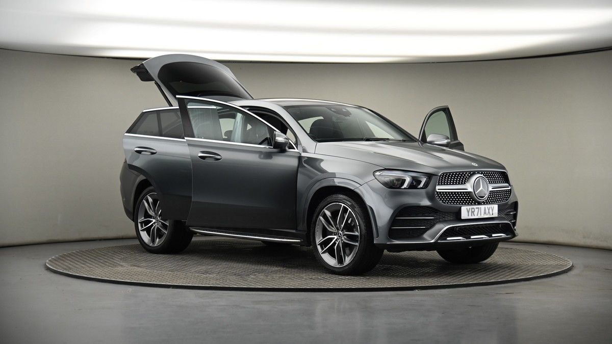 More views of Mercedes-Benz GLE