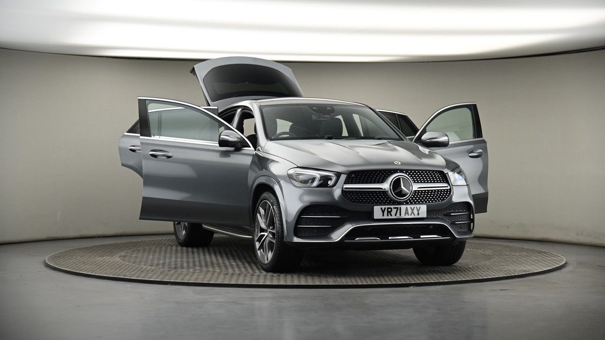 More views of Mercedes-Benz GLE