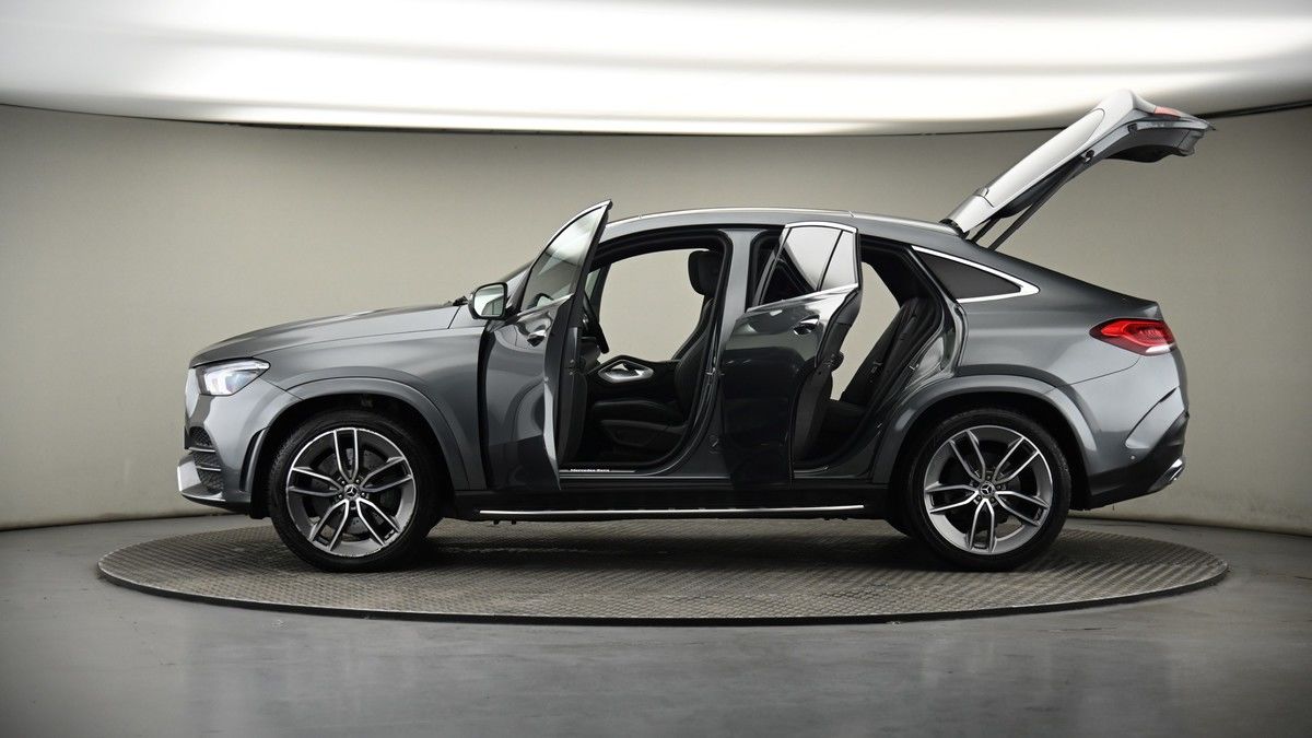 More views of Mercedes-Benz GLE