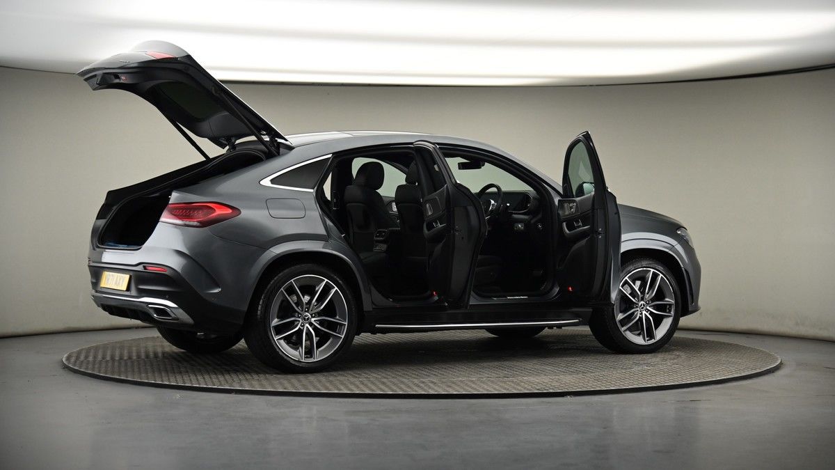 More views of Mercedes-Benz GLE