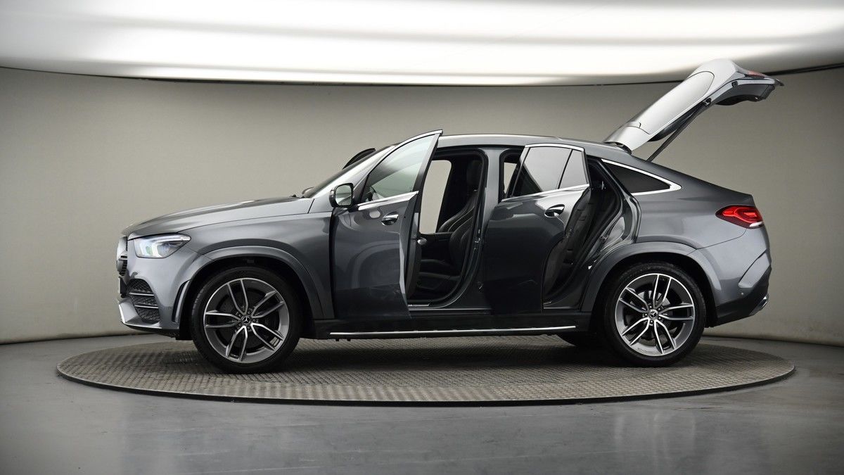 More views of Mercedes-Benz GLE