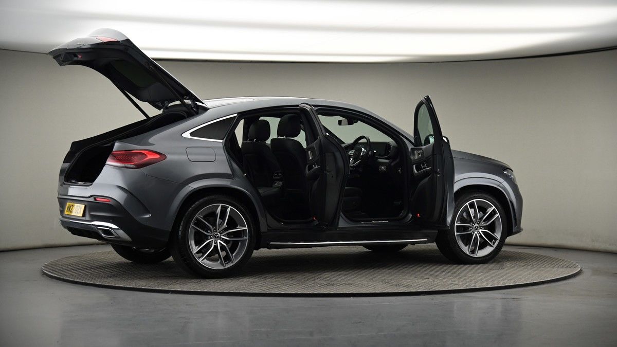 More views of Mercedes-Benz GLE