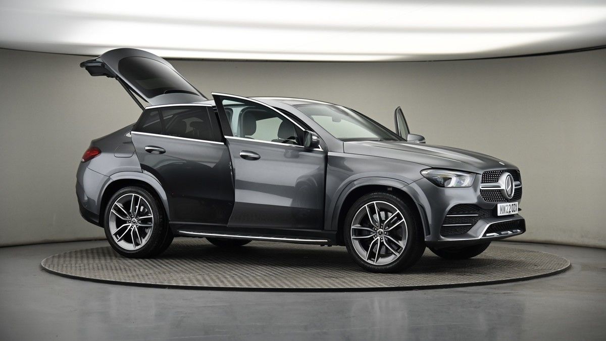 More views of Mercedes-Benz GLE