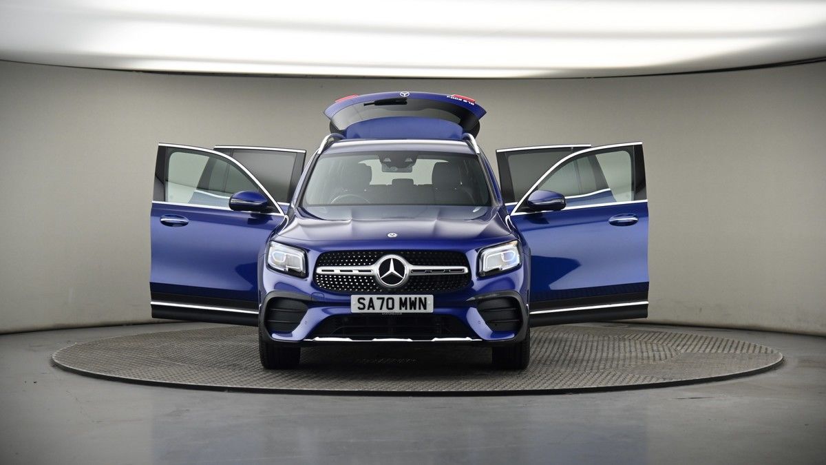 More views of Mercedes-Benz GLB