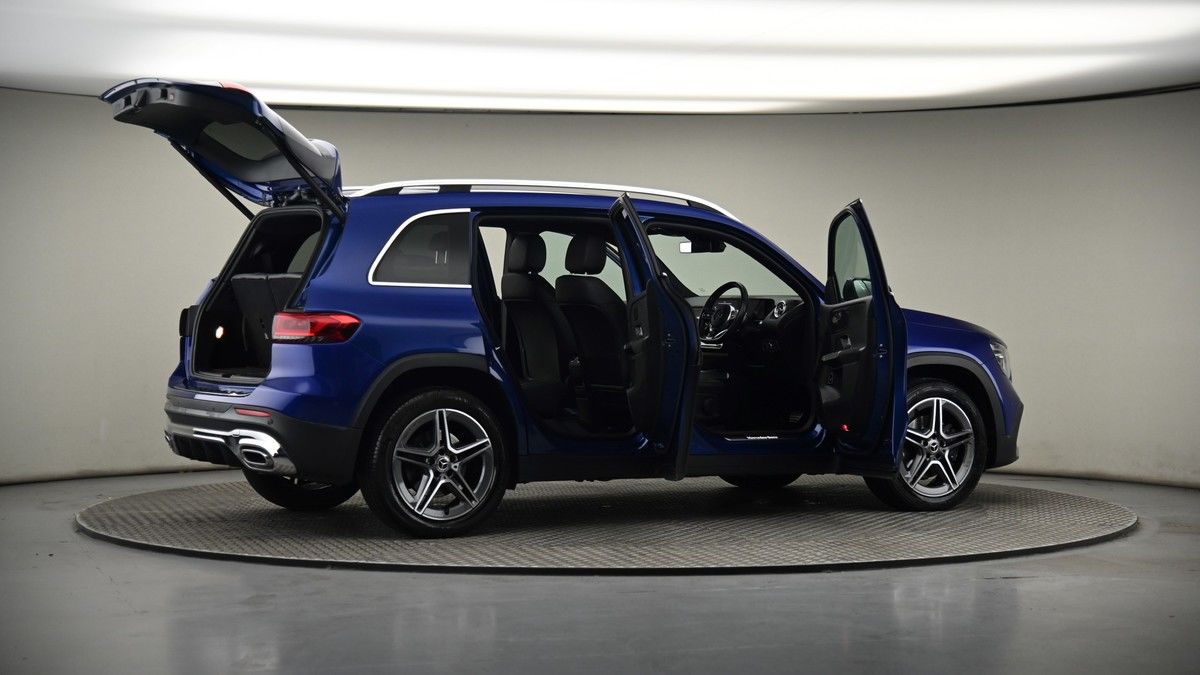 More views of Mercedes-Benz GLB