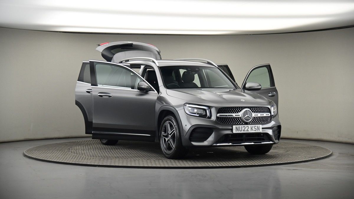 More views of Mercedes-Benz GLB