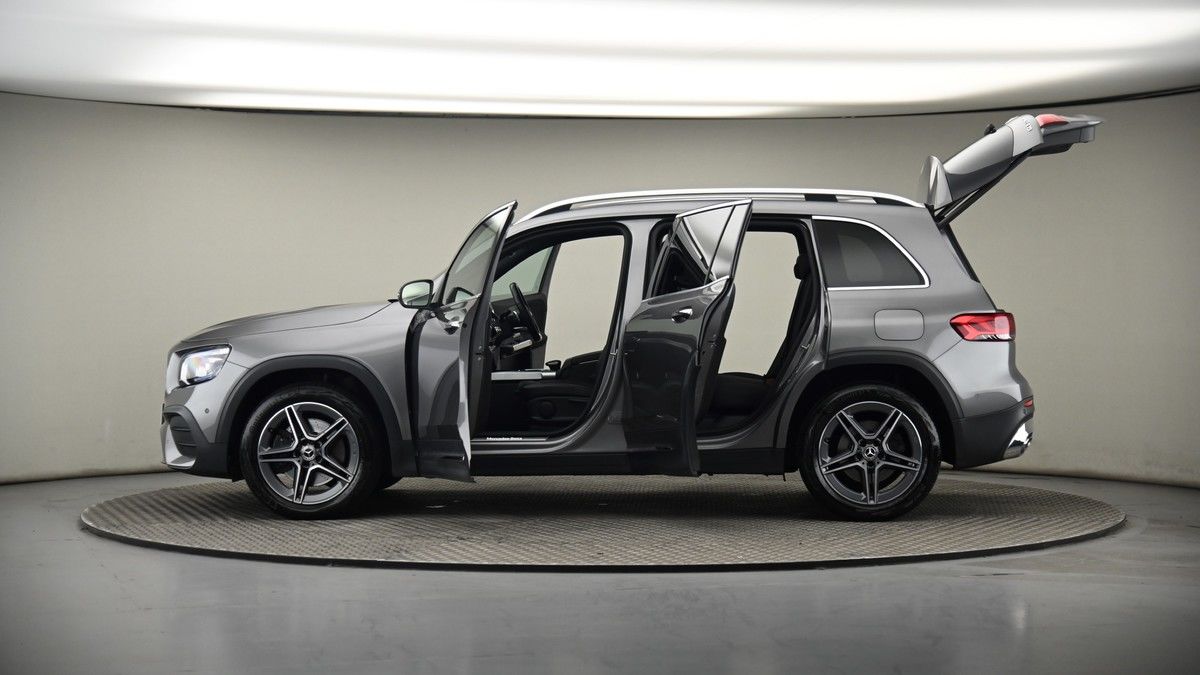 More views of Mercedes-Benz GLB