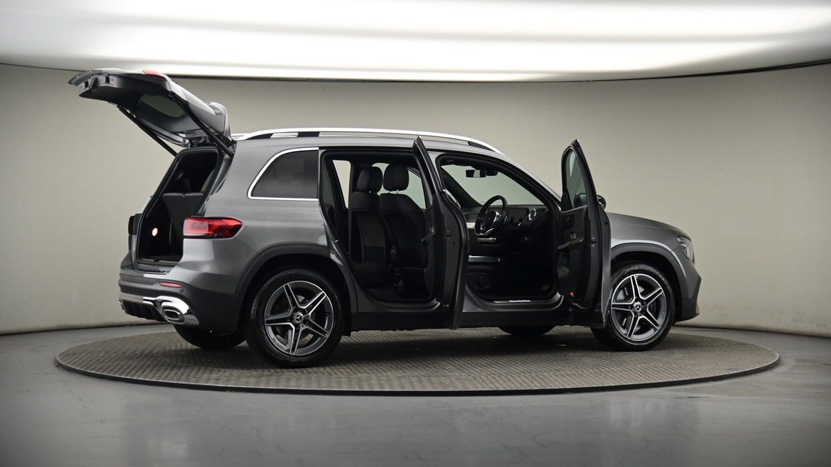 More views of Mercedes-Benz GLB